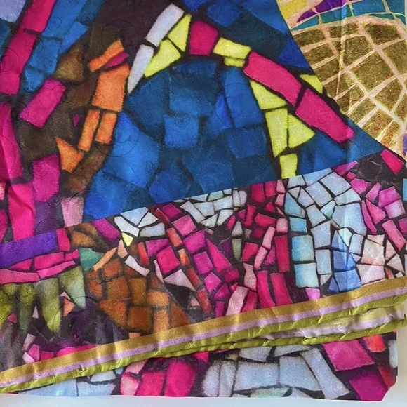 CARTIER Paris. Silk Scarf, Multicoloured Stained Glass Pattern, Pink Wolf 125-03 - Picture 10 of 10